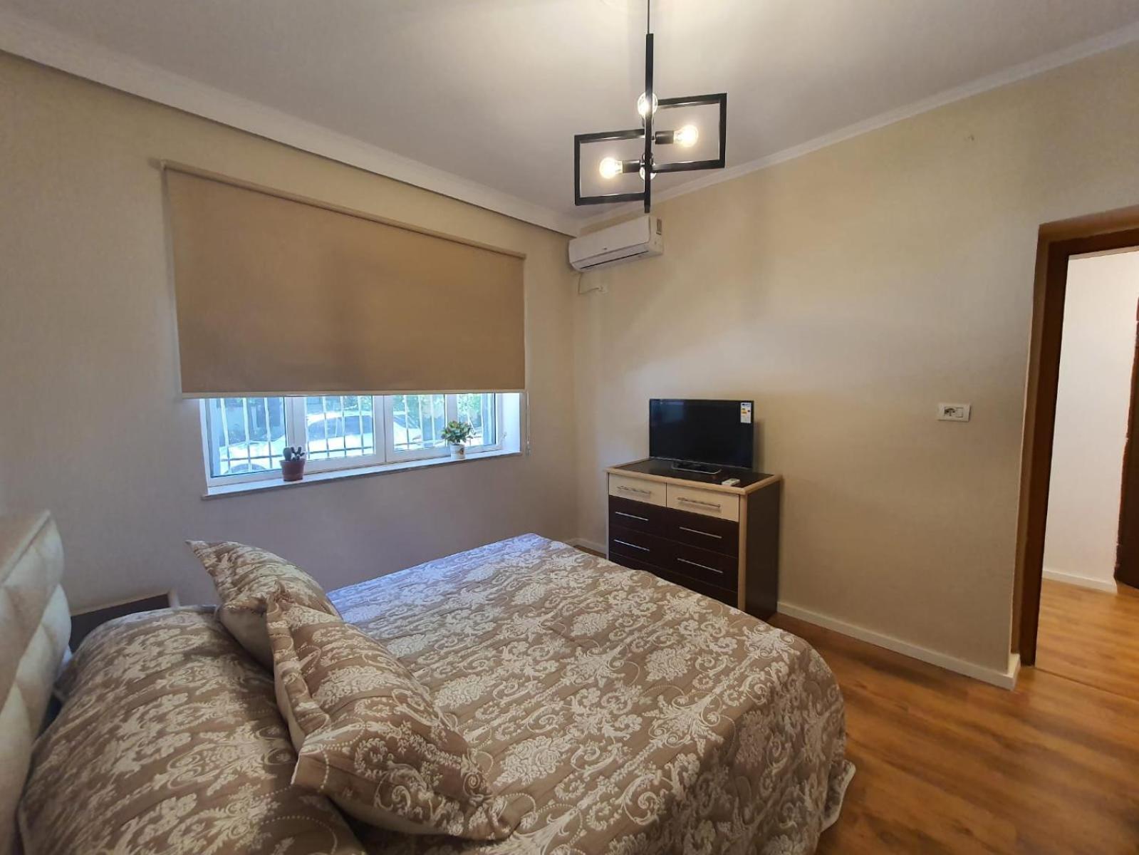 Center Of Tirana Enes'S Apartments Ngoại thất bức ảnh
